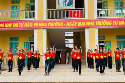 TRƯỜNG TIỂU HỌC GIAO THỊNH TỔ CHỨC SINH HOẠT DƯỚI CỜ KỶ NIỆM NGÀY THÀNH LẬP QUÂN ĐỘI NHÂN DÂN VIỆT NAM (22/12)